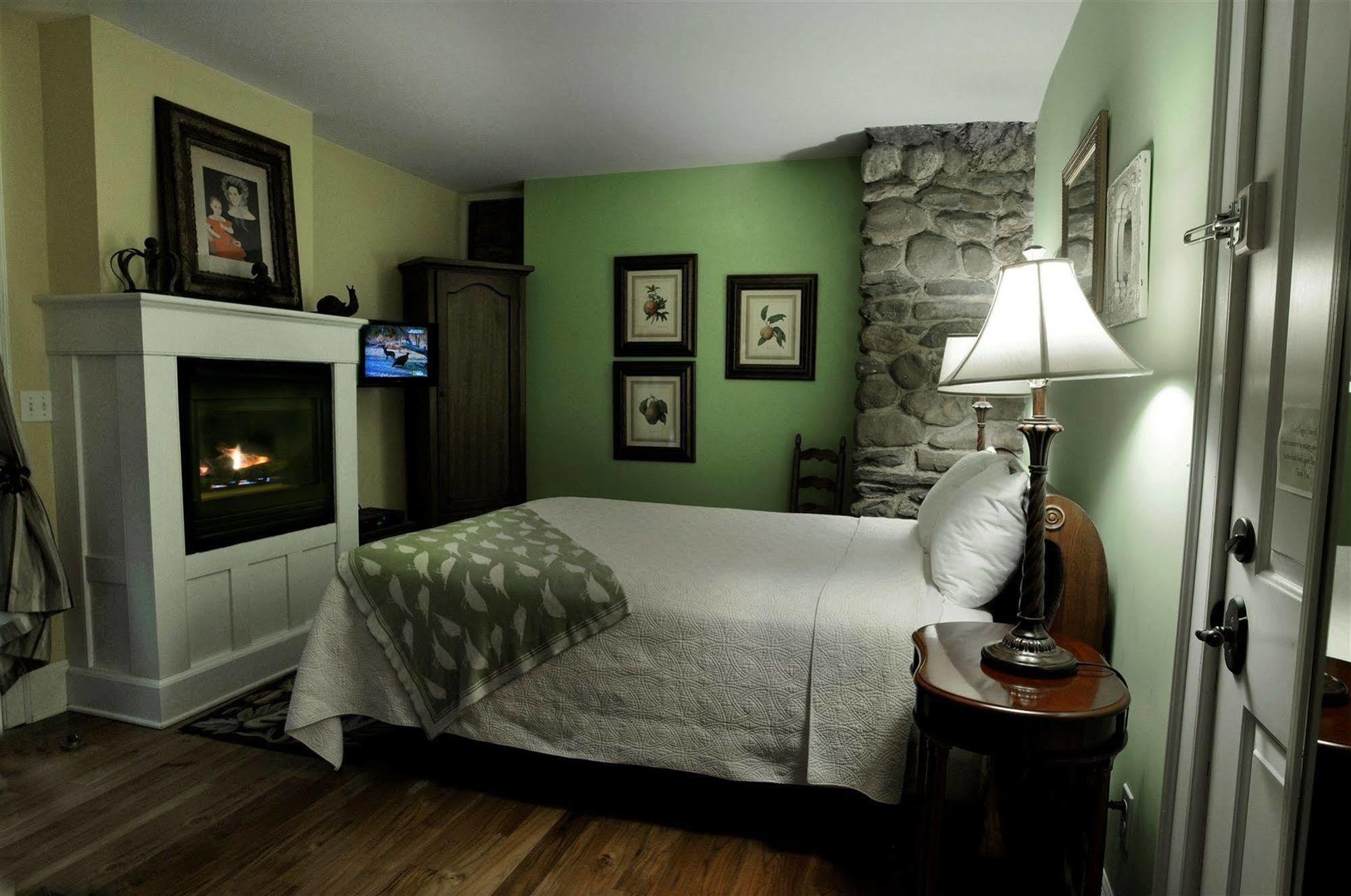 Buttermilk Falls Inn & Spa Milton Eksteriør bilde